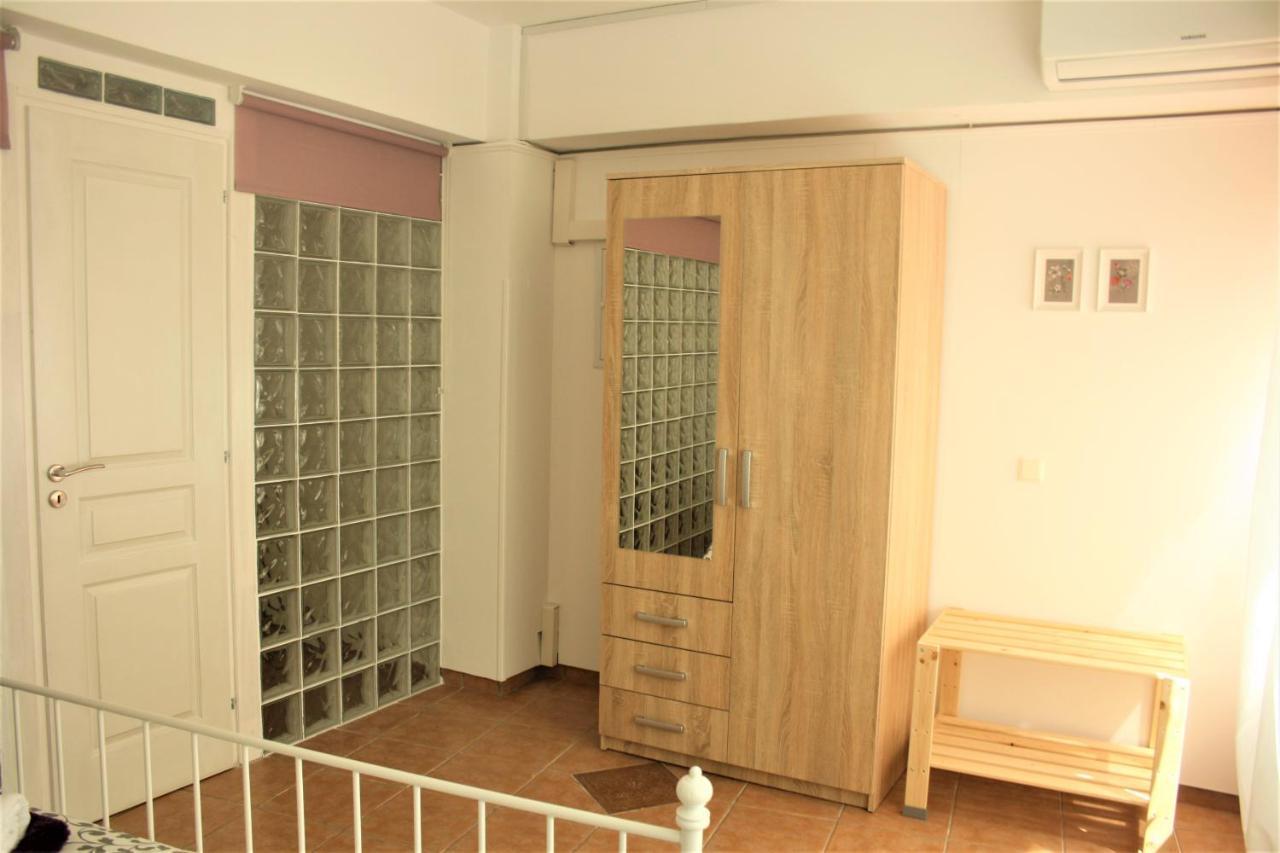 Driopon Apartment Атина Екстериор снимка