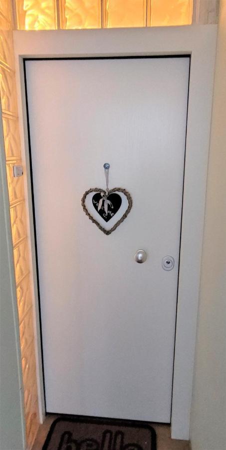 Driopon Apartment Атина Екстериор снимка