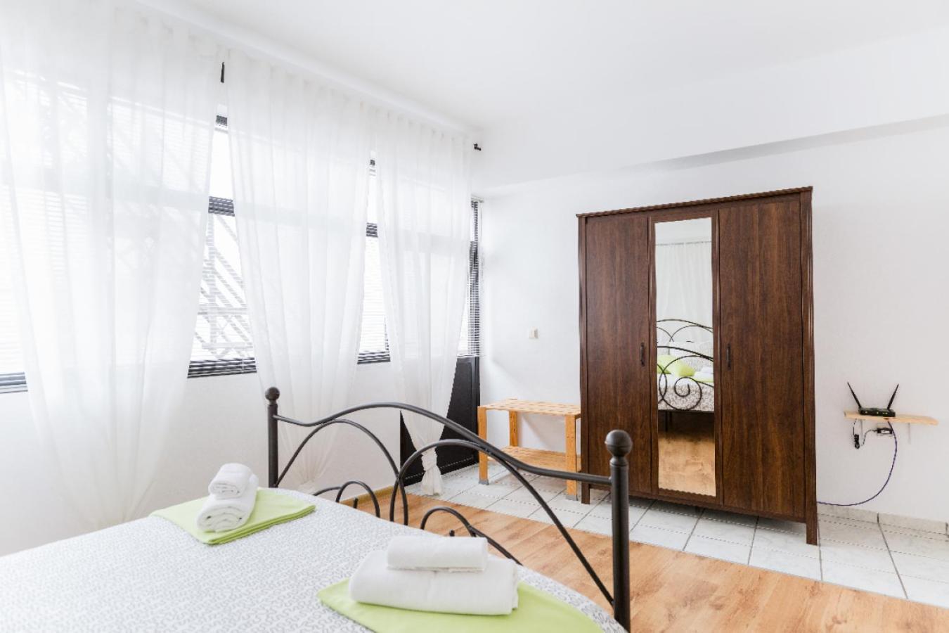 Driopon Apartment Атина Екстериор снимка
